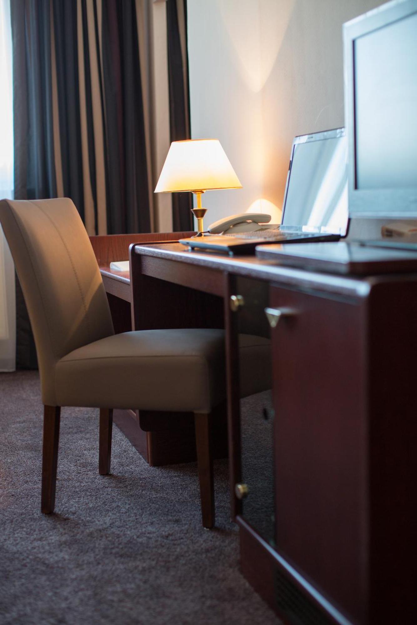 Hotel Kristall فايسفاسر المظهر الخارجي الصورة