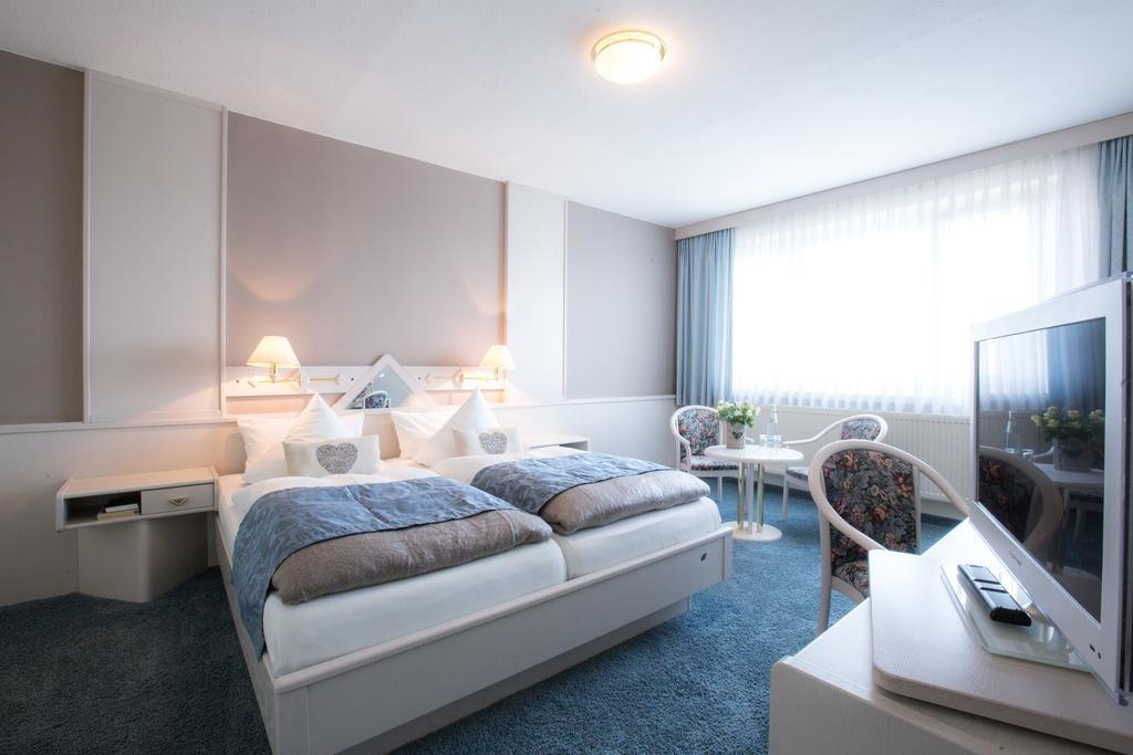 Hotel Kristall فايسفاسر المظهر الخارجي الصورة